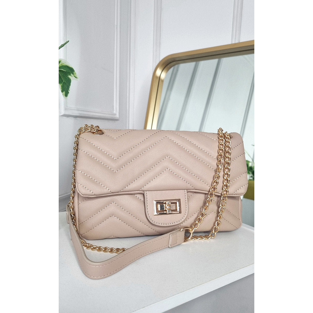 Faux Leather Chain Strap Shoulder Bag