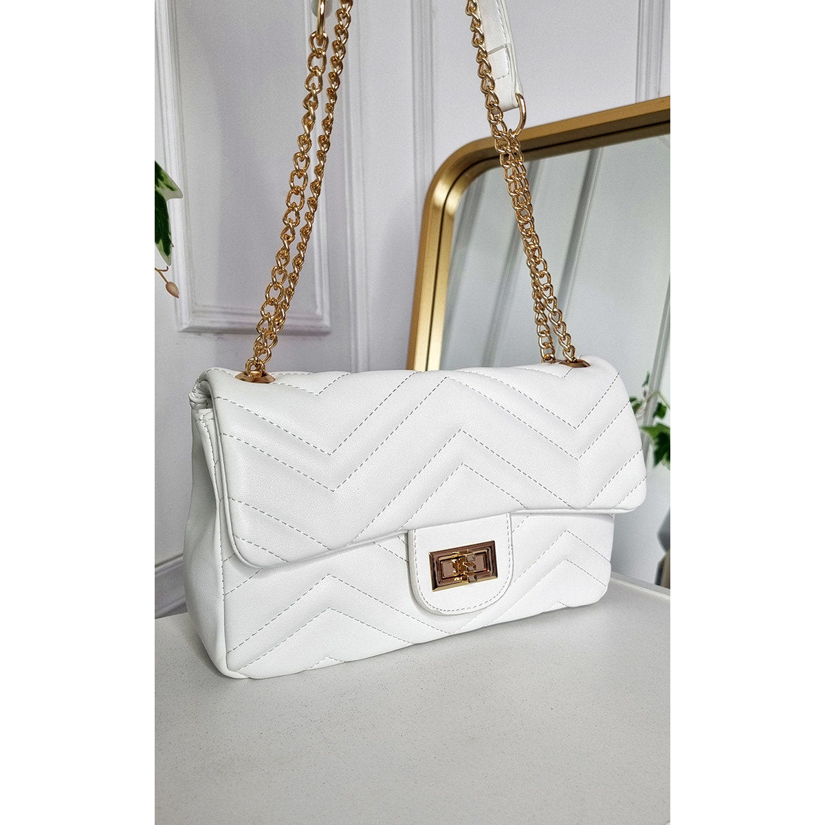 Faux Leather Chain Strap Shoulder Bag