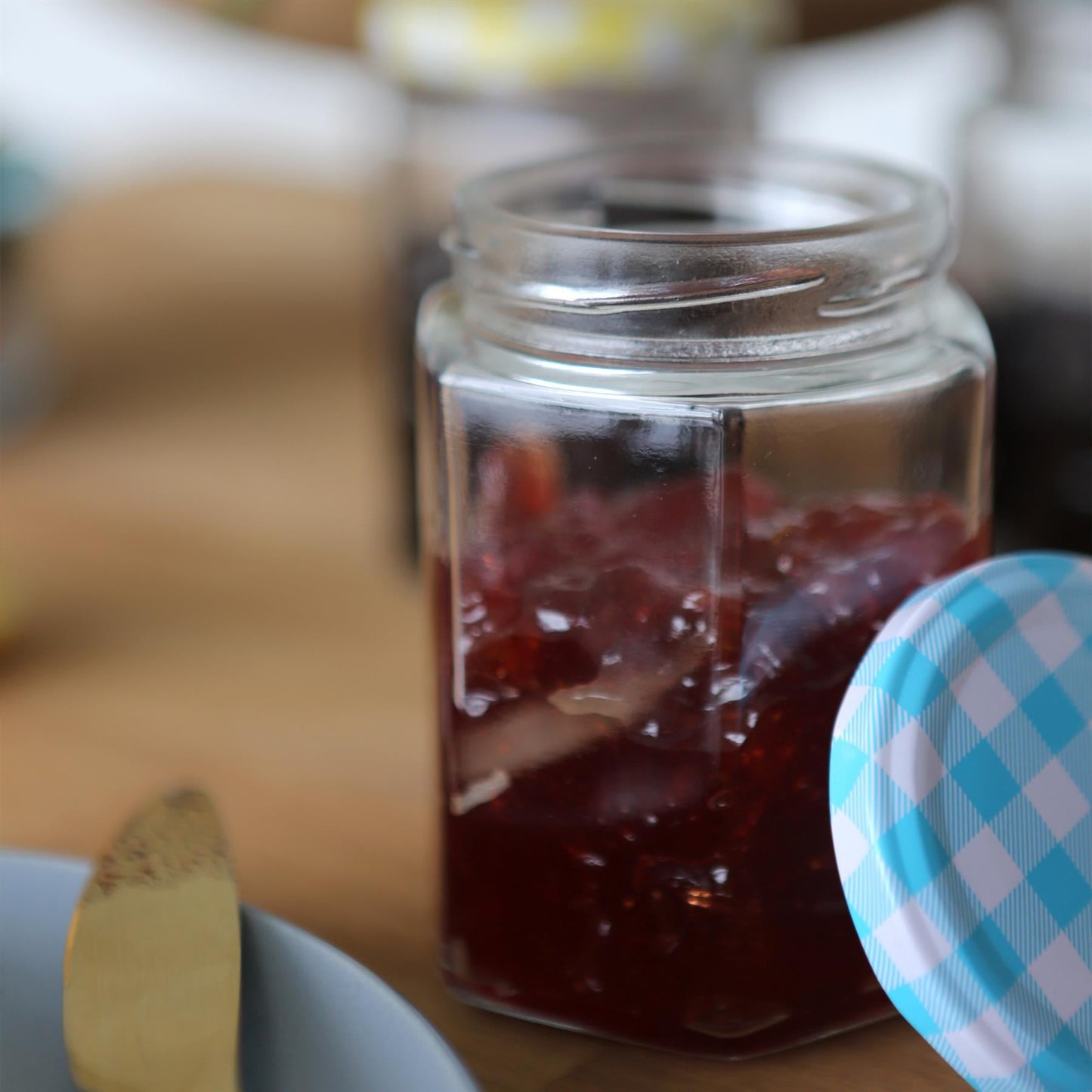 250ml Hexagonal Glass Jam Jars with Lids - Pack of Six