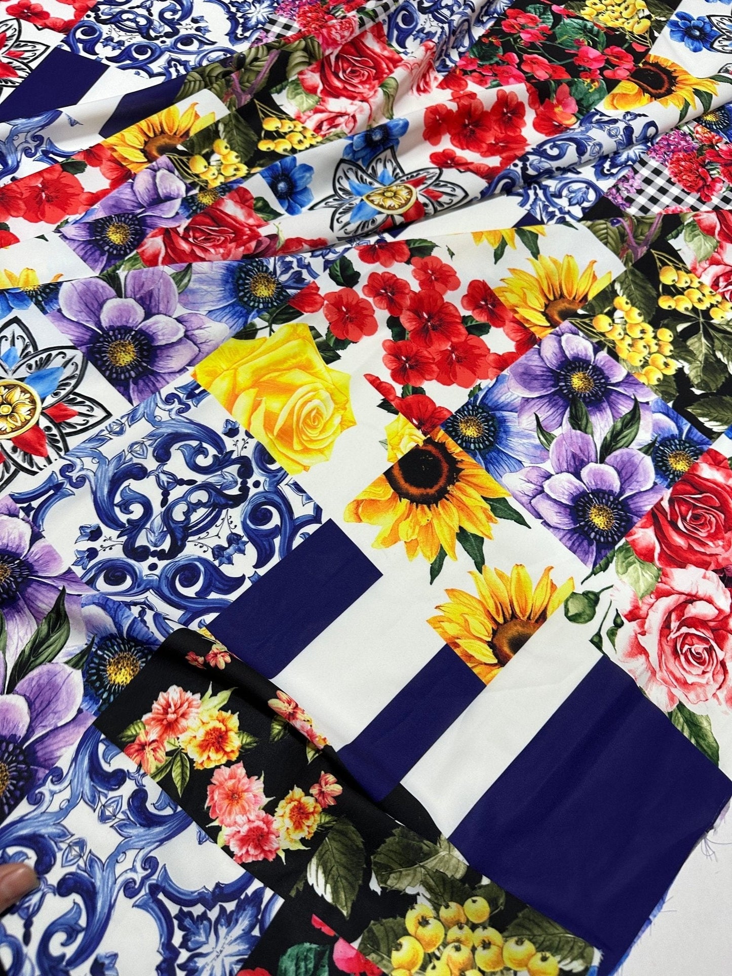 Majolica Pattern Fabric