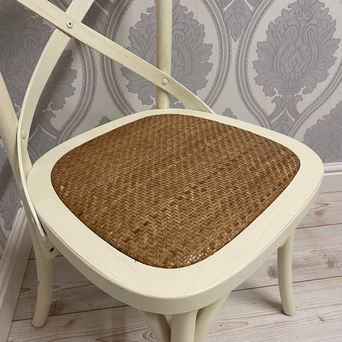 Modern & Stylish Hand Finished Cross Back Oak Wooden Cafe Chair - Exclusive Rattan Seat Office Furniture for Home, Dining, Cafe, and Office (Cream)