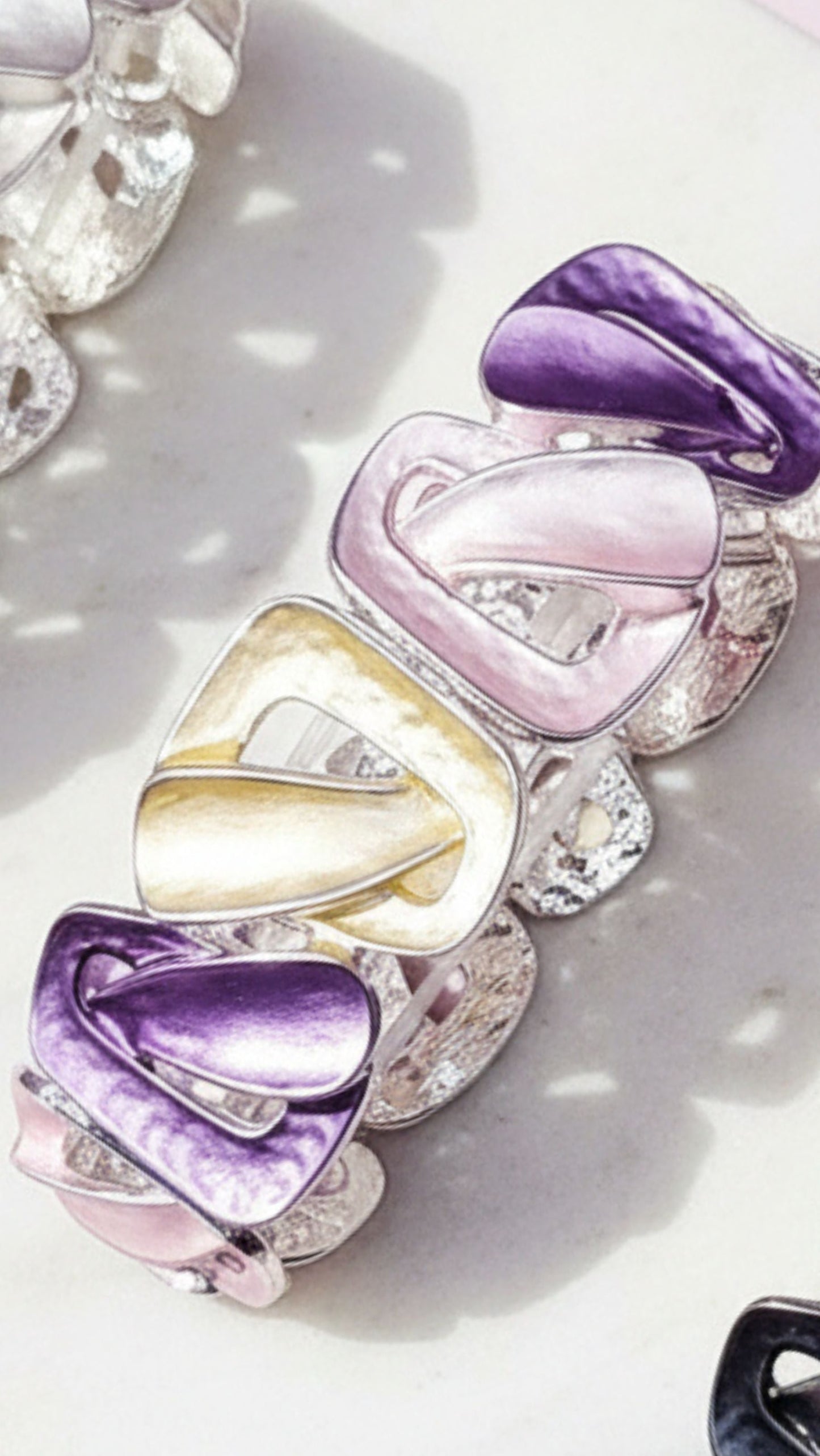 Abstract Wavey Stretchy Bracelet