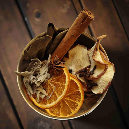 Seasonal Simmer Pot Blends – Natural Botanical Stove Scents