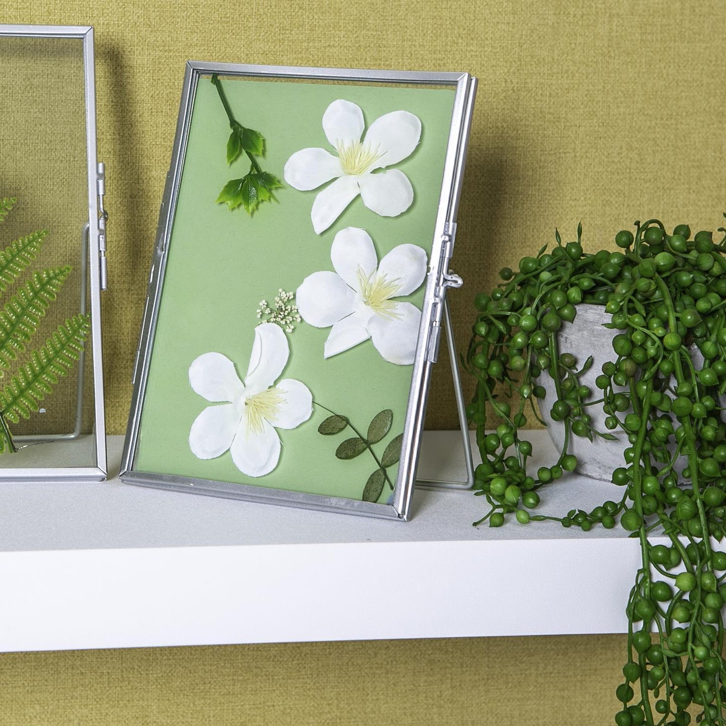 8" x 10" Standing Metal Photo Frame