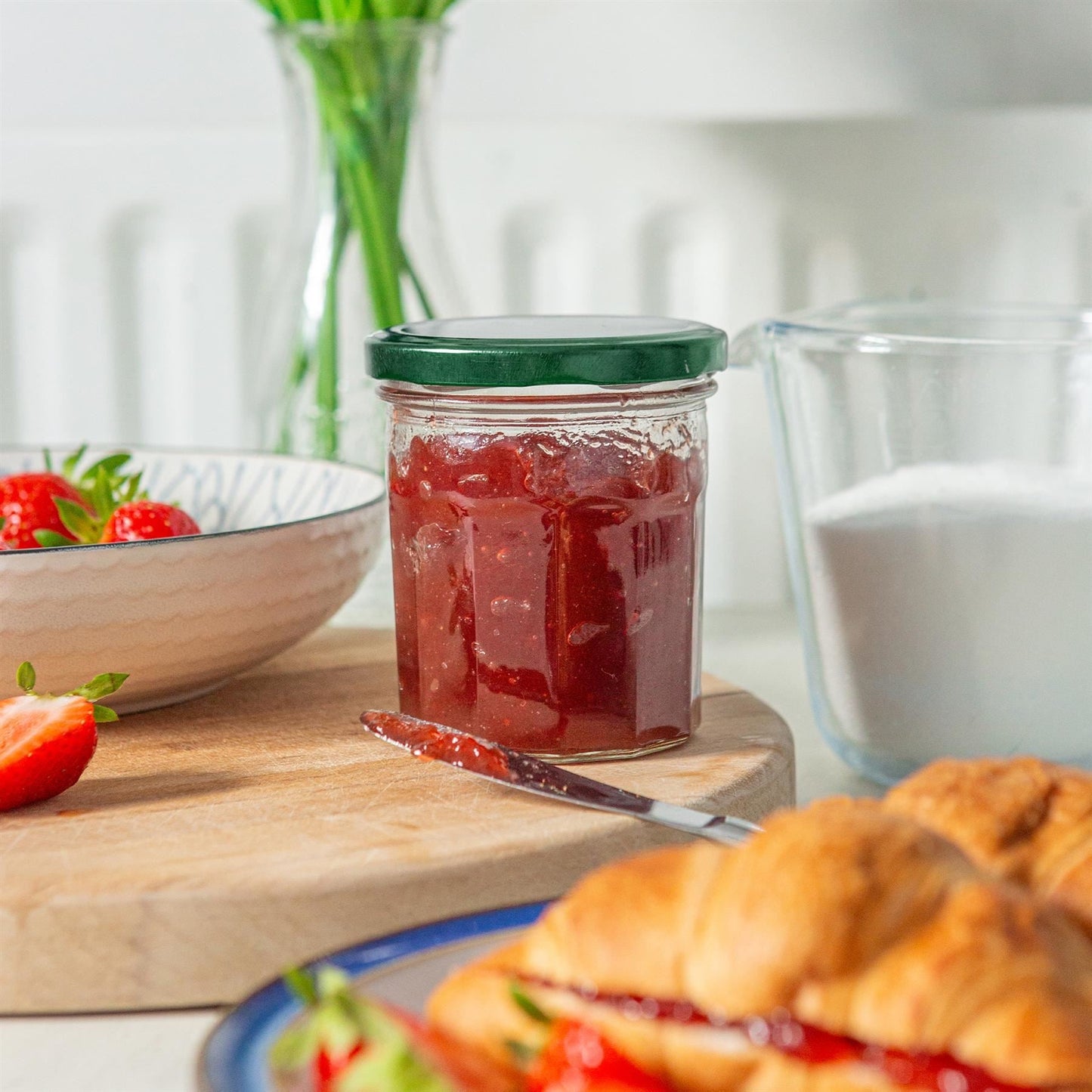 250ml Glass Jam Jars with Lids - Pack of 6