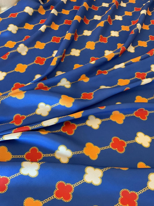 Navy Blue Clover Chain Pattern Fabric