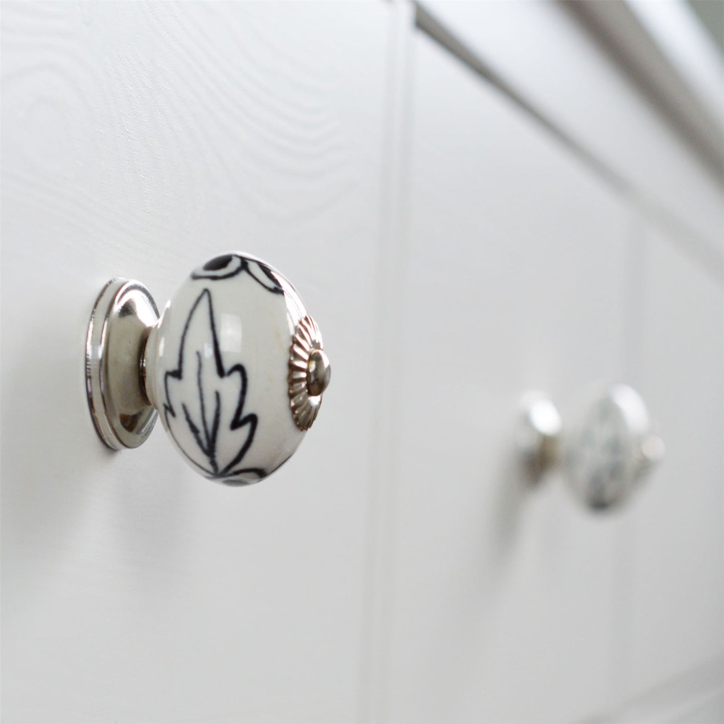 Round Geometric Ceramic Cabinet Knob