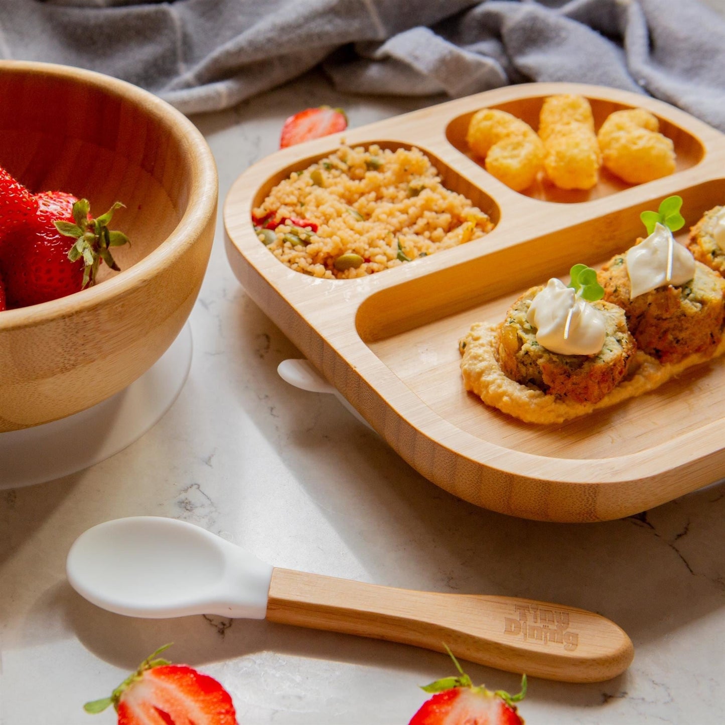 4pc Divided Bamboo Suction toddler, baby and Children's Feeding Set