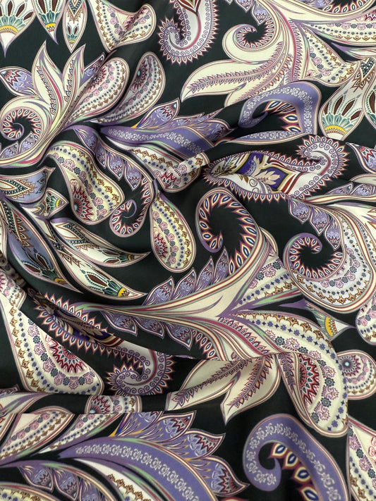 Elegant Paisley Pattern Fabric by the Metre – Soft & Stylish