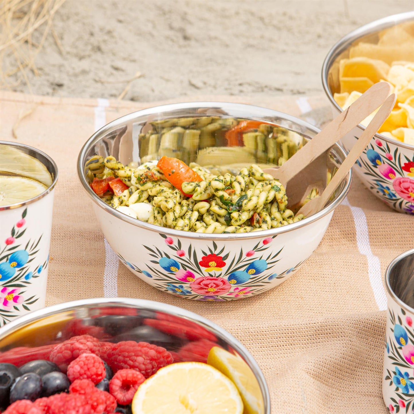 Pansy 18.5cm Stainless Steel Picnic Bowl