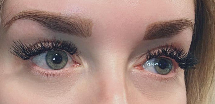 L Curl Flat Lash Sample – 0.15 Thickness | 5 Rows