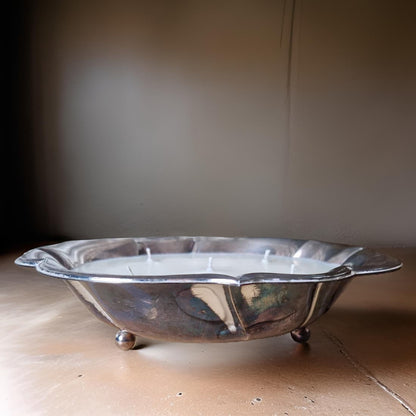 Flower-Shaped Bowl Candle