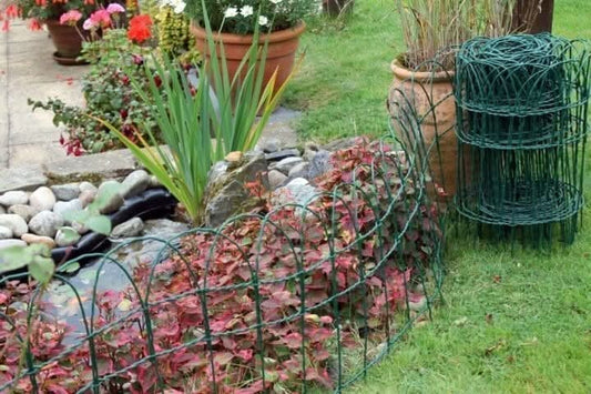 Garden Log Roll Green Wire Border Fencing 25cm x 10m