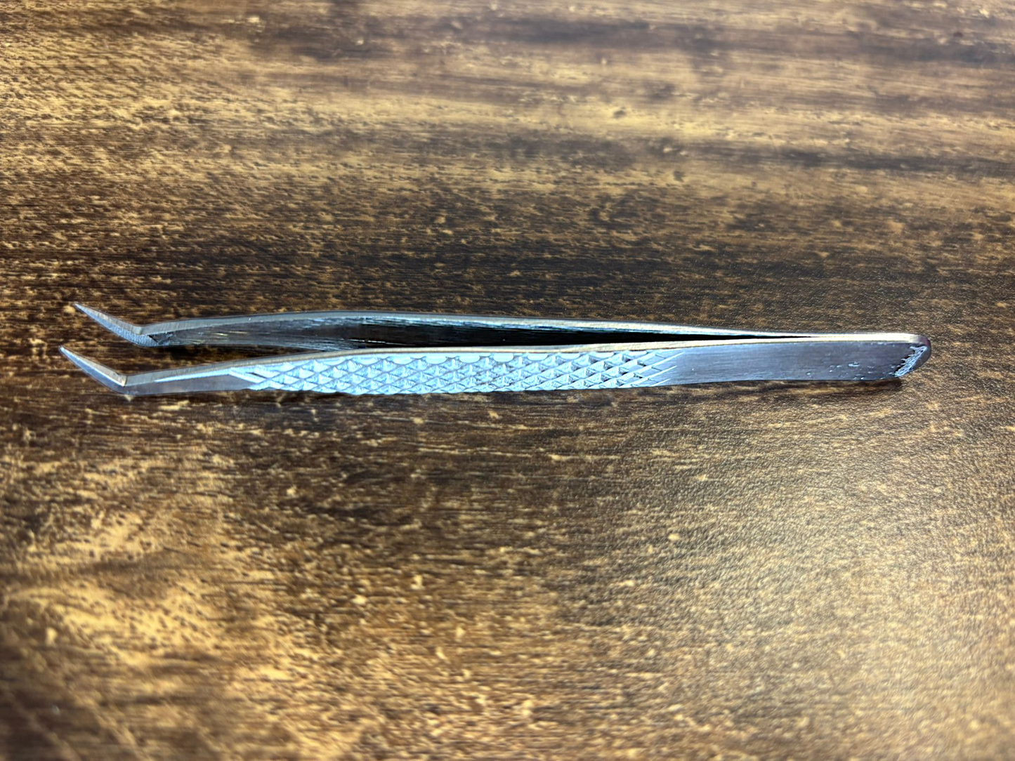 Halo 90 Tweezers with Fibre Grip – Perfect for Promade, Classic & Volume Lashes