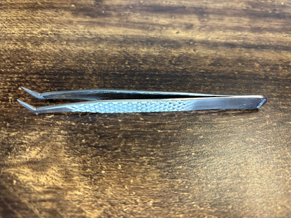 Halo 90 Tweezers with Fibre Grip – Perfect for Promade, Classic & Volume Lashes