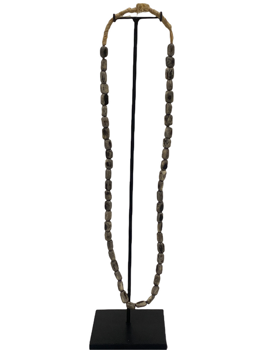 Kenya Beads Necklace - Square grey bead (48.3)