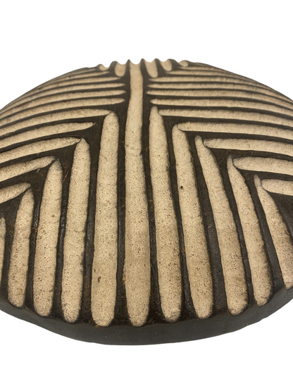 Cameroon Shield Round - (59.8)