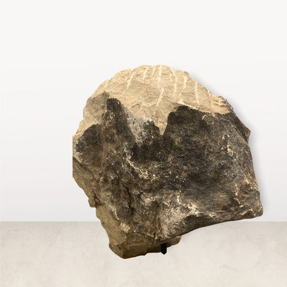 Stone head sculpture by Rizimu Chiwawa (32.2)