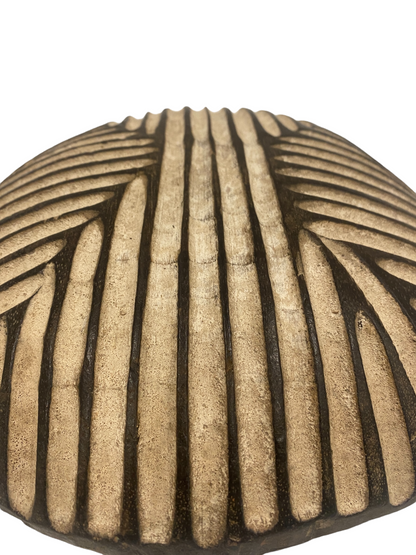 Cameroon Shield Round - (59.2)