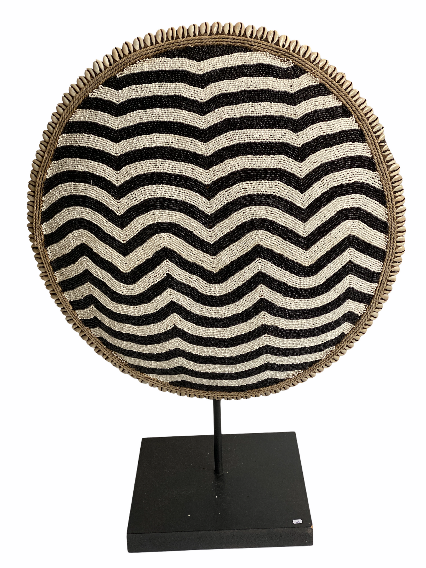 Cameroon Beaded Shield - L - 55cm