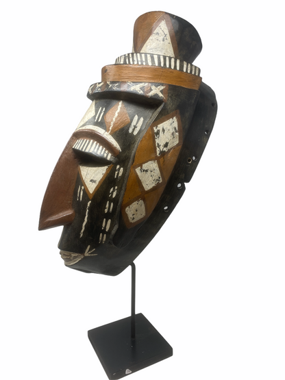 Ashanti mask - Ghana