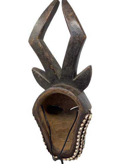 Kwele Antelope mask - Beaded
