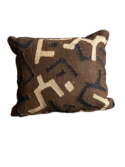 Kuba cloth cushion (46.02)