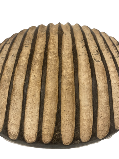 Cameroon Shield Round - (59.5)