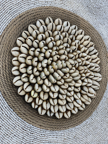 Cameroon Shield -  L - 55cm - White