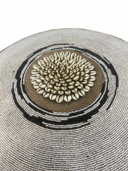 Cameroon Beaded Shield - L Black and white