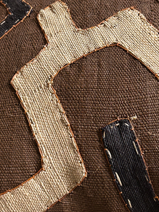 Kuba cloth cushion (46.02)