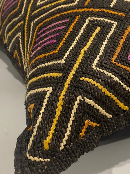 Kuba cloth cushion (111.2)