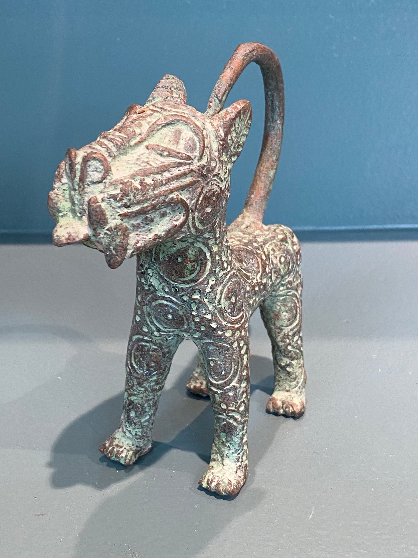 Benin Leopard sculpture - Bronze (56.07)