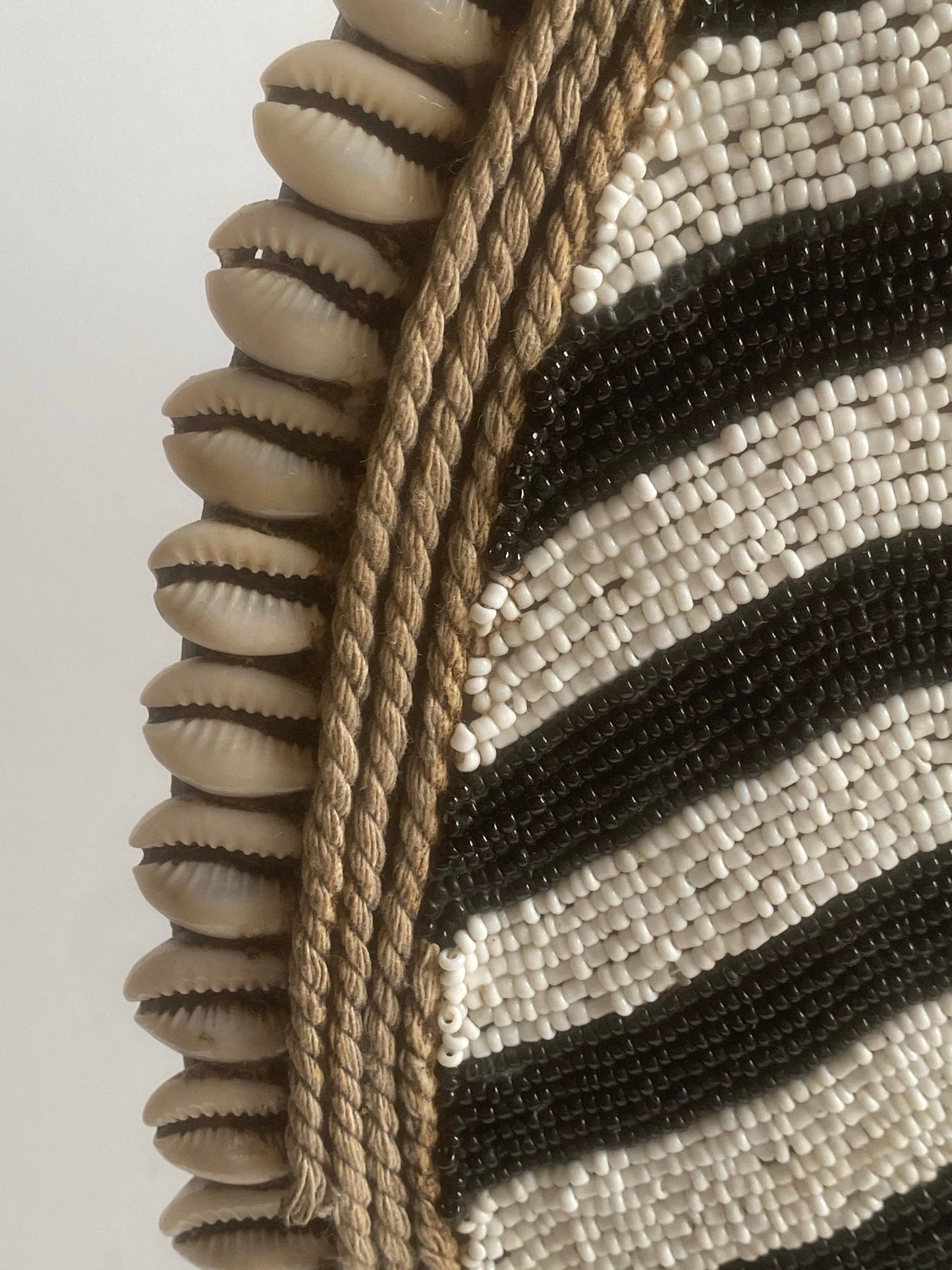 Cameroon Beaded Shield - L - 55cm