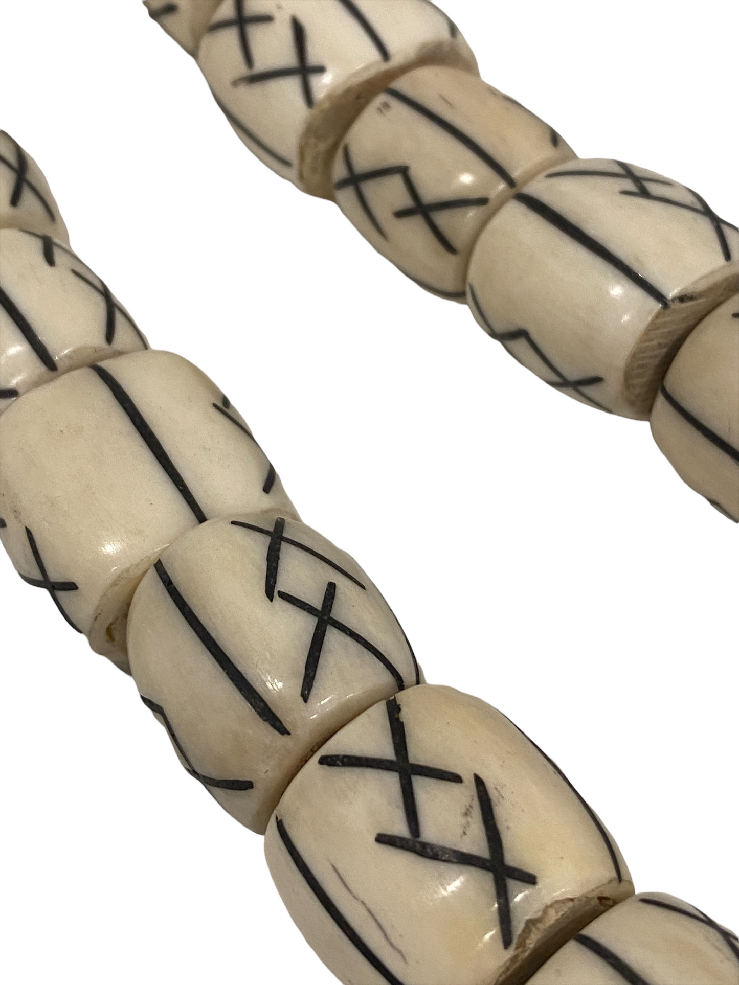 Kenya Beads - White (53.1)