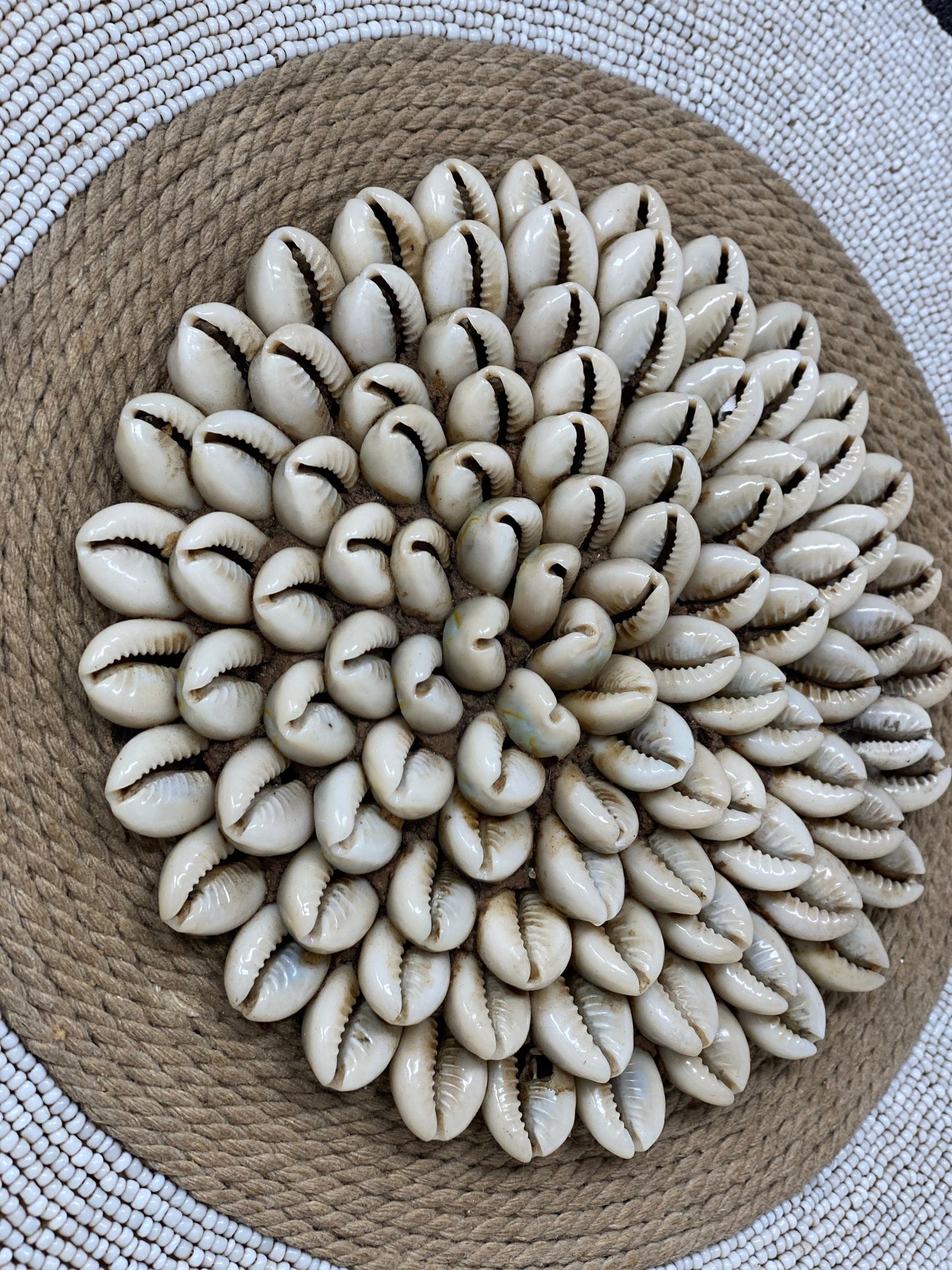 Cameroon Shield - L - 55cm - Black & White