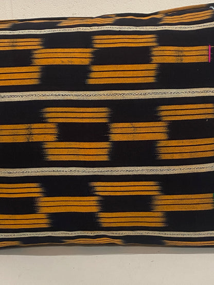 Baule Cloth Cushion - (184.3)