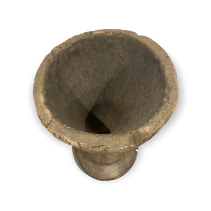 African Grain Stomper table (01)