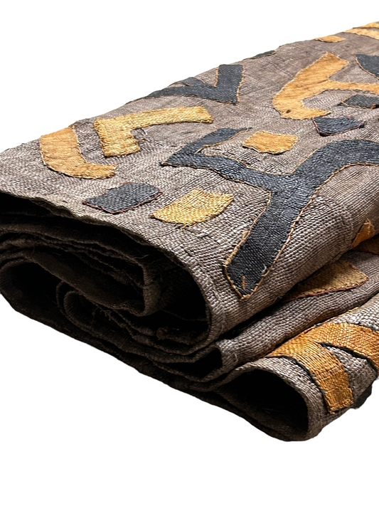 Old Kuba cloth - Democratic Republic of Congo TR86.01