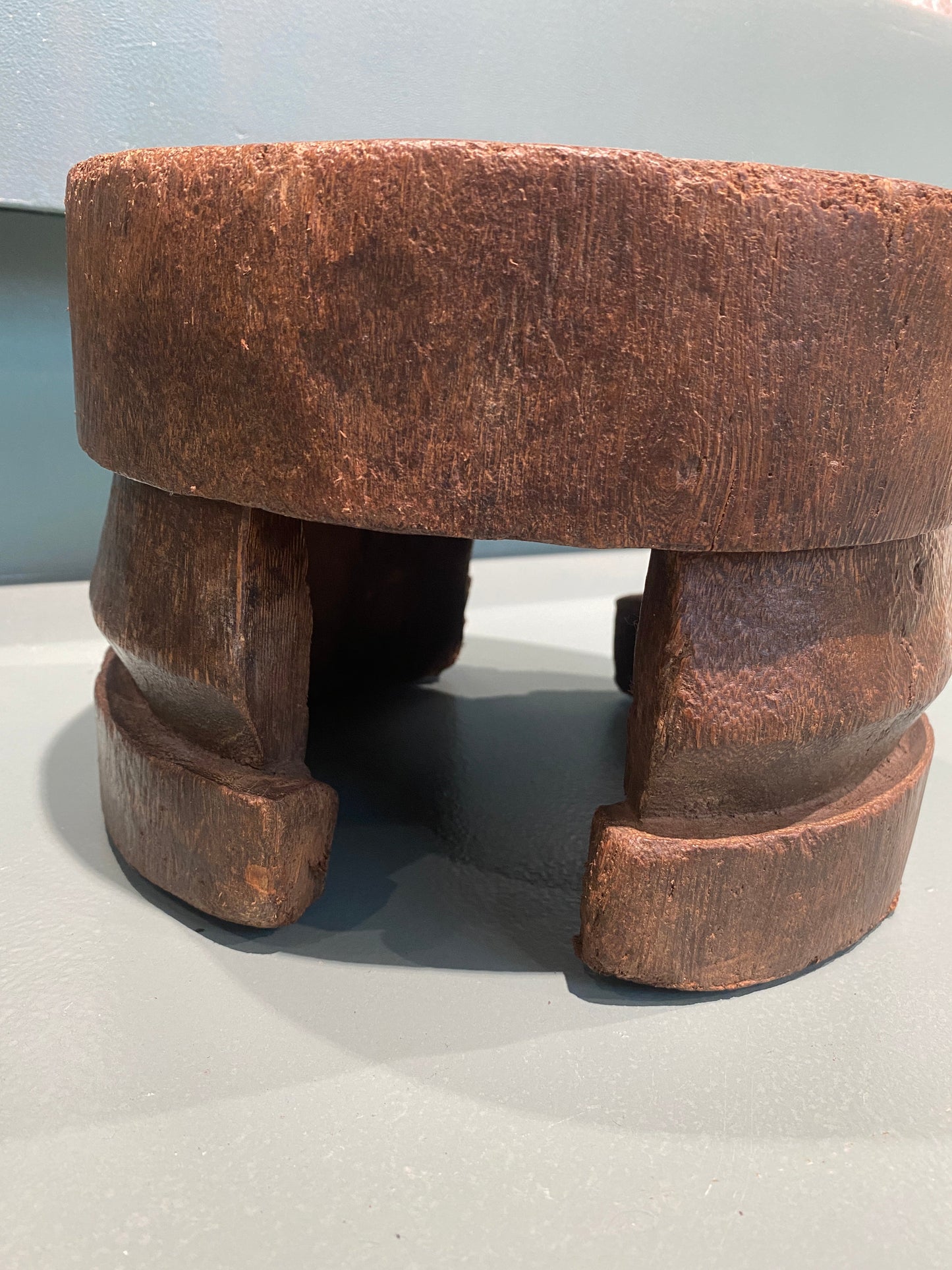 Yoruba hand carved Stool (02)