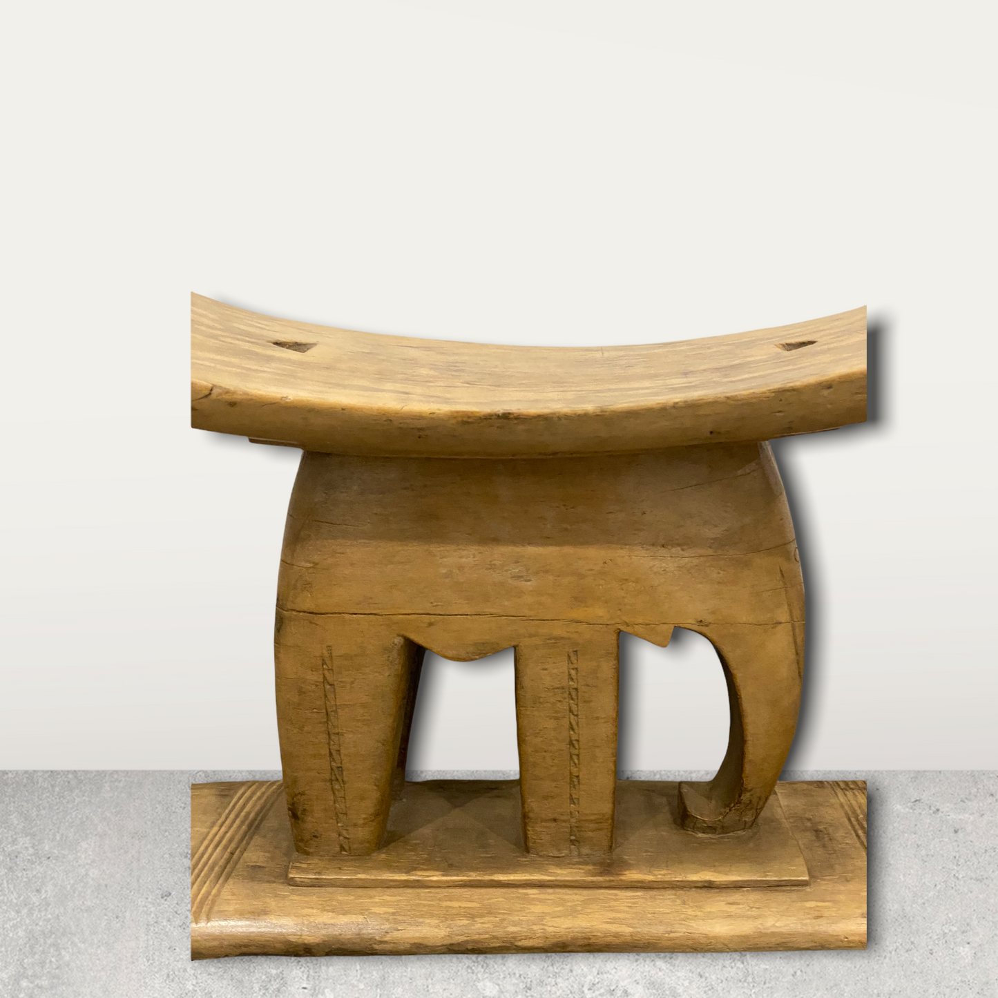 Ashanti Stool - Elephant Medium (08)