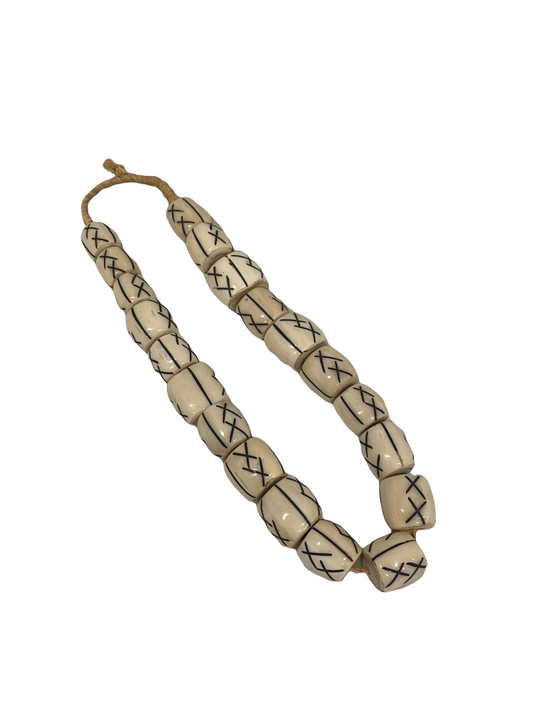 Kenya Beads - White (53.1)