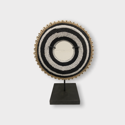 Cameroon beaded bracelet - (88.1) black n white