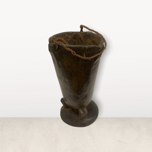 Lozi milk jug - Zambia (174.1)