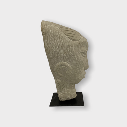 Stone head sculpture by Rizimu Chiwawa Zimbabwe (3102)