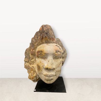Stone head sculpture by Rizimu Chiwawa (32.2)