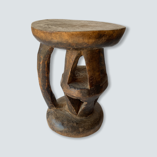Vintage Tonga Stool - Zimbabwe - M (02)