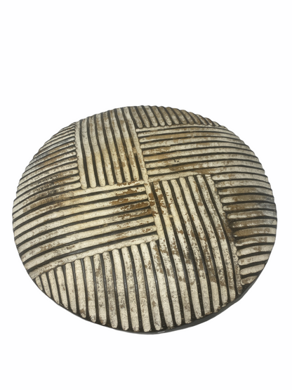 Cameroon Shield -L - 54cm