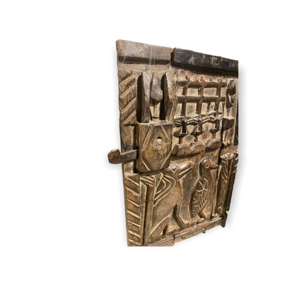 Dogon Granary door - old carving (03)