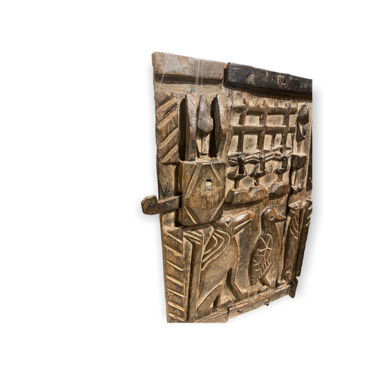 Dogon Granary door - old carving (03)